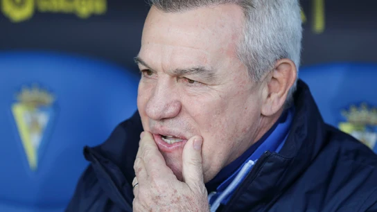 Javier Aguirre, en el partido ante el Cádiz Javier Aguirre, en el partido ante el Cádiz