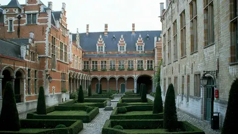 Palacio Margarita de Austria. Malinas Palacio Margarita de Austria. Malinas