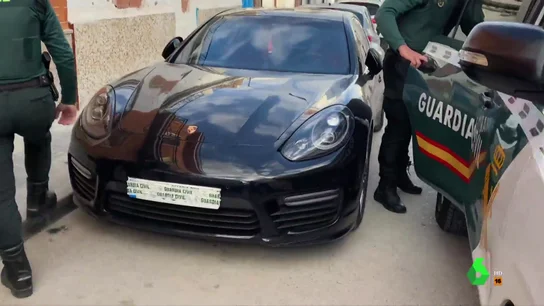 Un Porsche Panamera Un Porsche Panamera