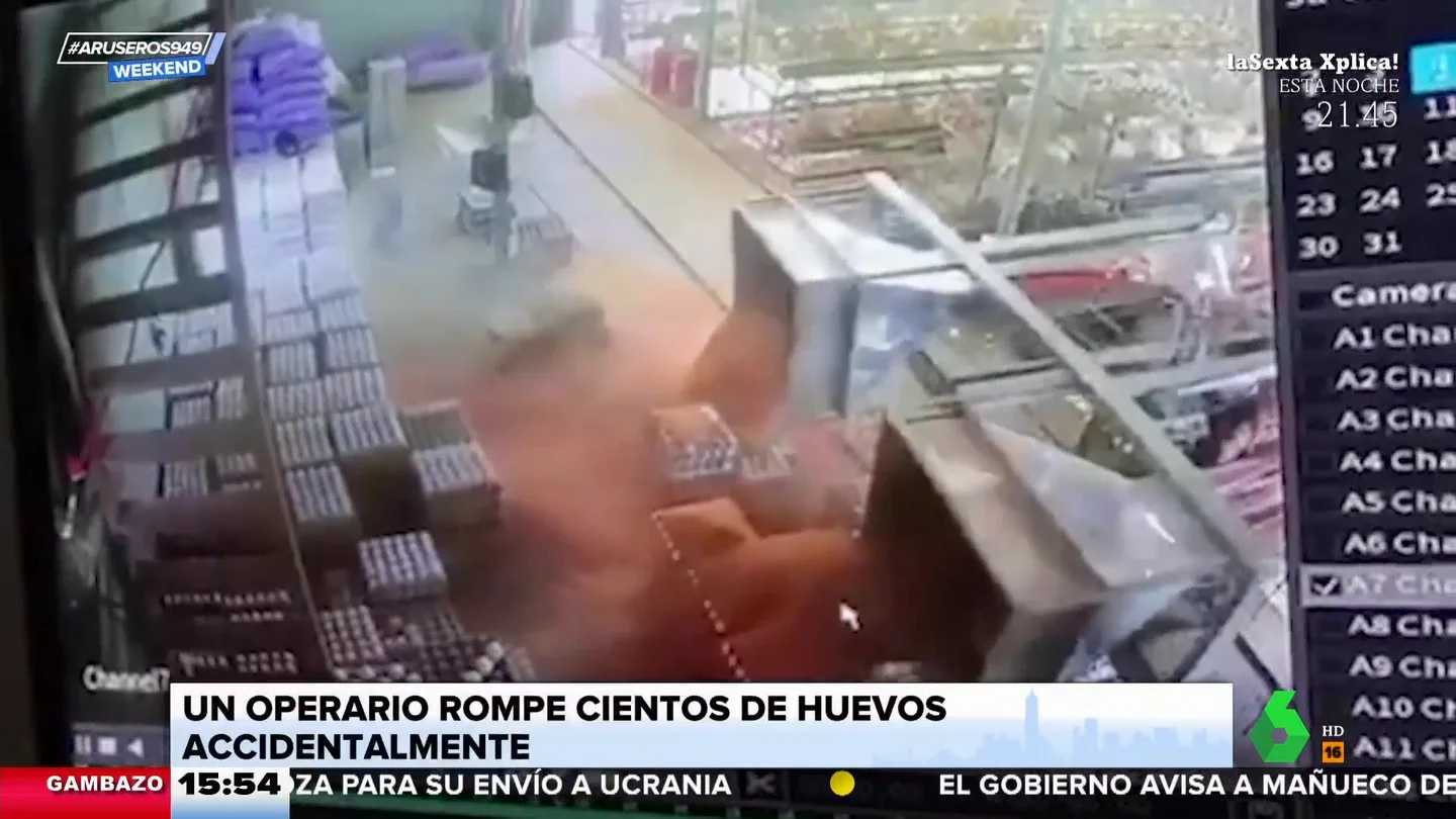 El "gambazo" de un trabajador japonés termina en un caso de huevos rotos El "gambazo" de un trabajador japonés termina en un caso de huevos rotos