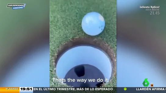 El increíble recurso de un golfista para ahorrarse un punto en un torneo El increíble recurso de un golfista para ahorrarse un punto en un torneo