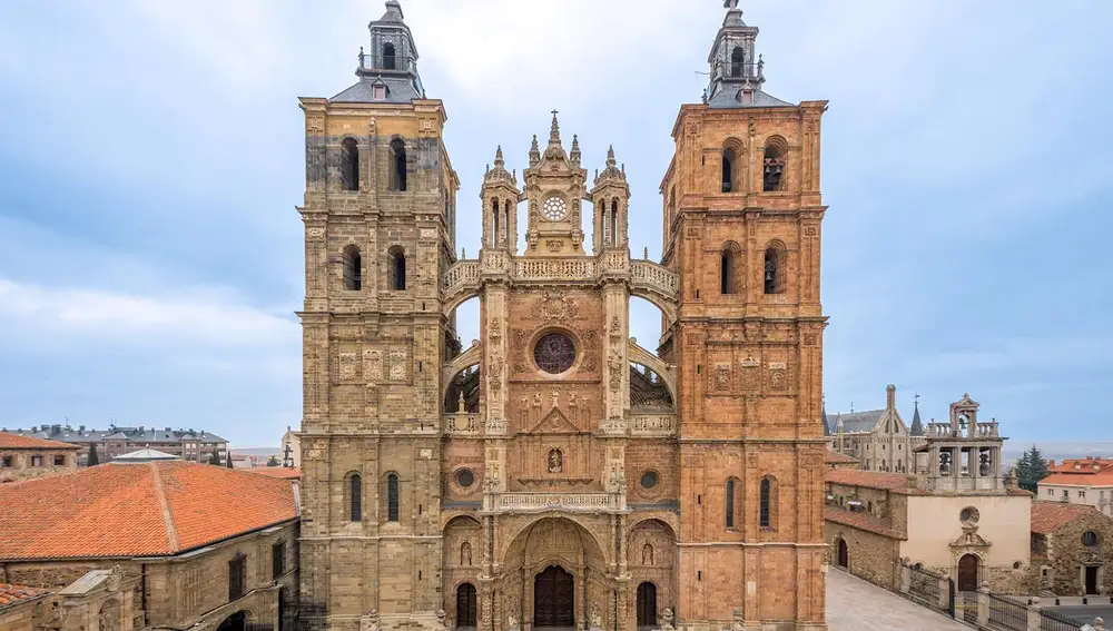 Catedral de Astorga y Casa del Sacristán