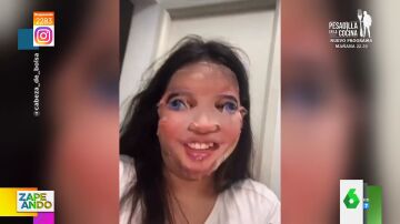 La mascarilla viral de Barbie que desfigura la cara a una mujer: este es el cómico resultado 
