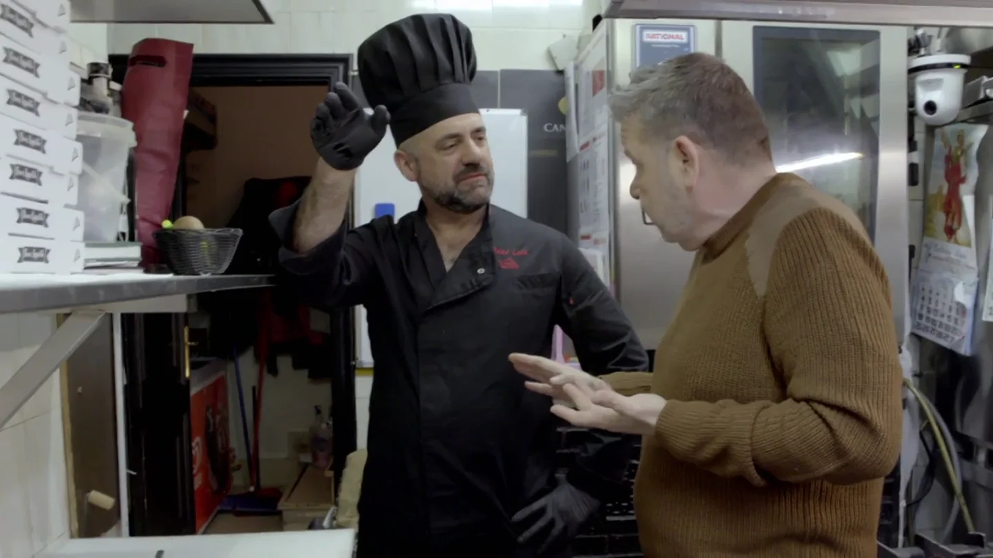Alberto Chicote planta cara al 'Chicote de Zamora': "Estás muy lejos de parecerte a mí en nada" Alberto Chicote planta cara al 'Chicote de Zamora': "Estás muy lejos de parecerte a mí en nada"