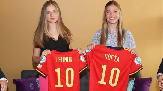 La Princesa Leonor y la Infanta Sofía La Princesa Leonor y la Infanta Sofía