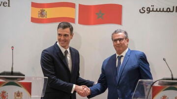 España y Marruecos firman una veintena de acuerdos y pactan no ofender sus "esferas de soberanía"