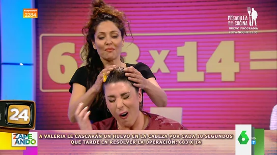 Patricia Pérez rompe 5 huevos en la cabeza a Valeria Ros por no resolver esta multiplicación Patricia Pérez rompe 5 huevos en la cabeza a Valeria Ros por no resolver esta multiplicación