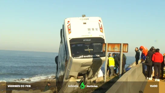 autobús volcado autobús volcado