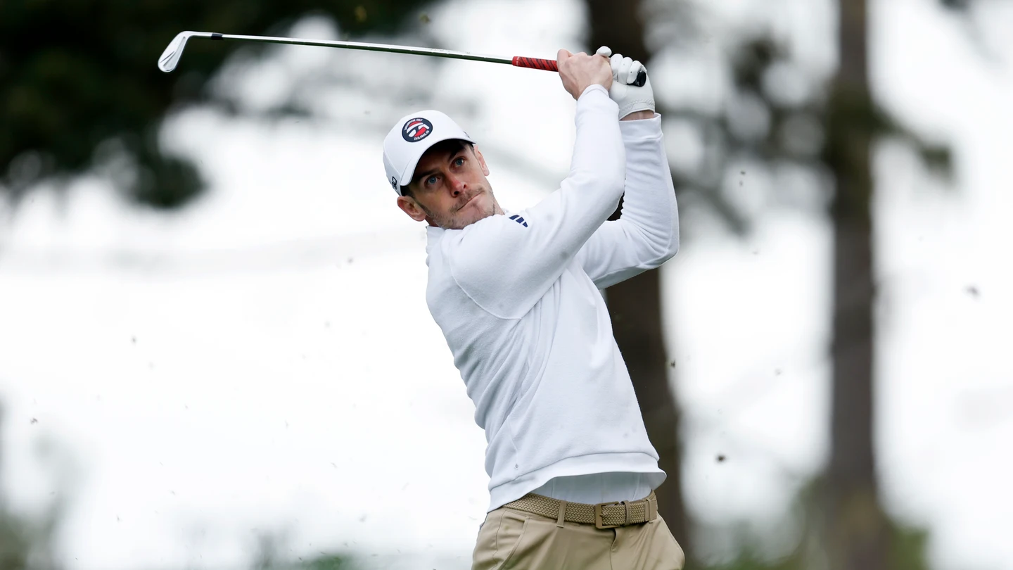 Debut de Bale en el Pebble Beach Pro-Am Debut de Bale en el Pebble Beach Pro-Am