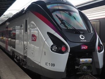 A man arrested after threatening to commit an attack on a train in France