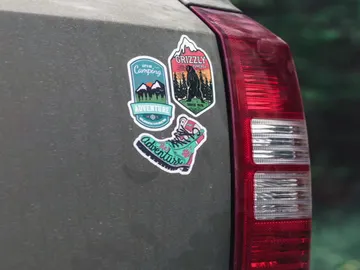 Pegatinas en la chapa del coche Pegatinas en la chapa del coche