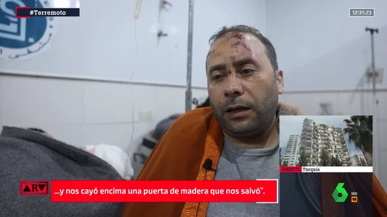 "Vivo en un tercer piso y parecía que se estaba quebrando": víctimas sirias relatan el terror durante el terremoto "Vivo en un tercer piso y parecía que se estaba quebrando": víctimas sirias relatan el terror durante el terremoto