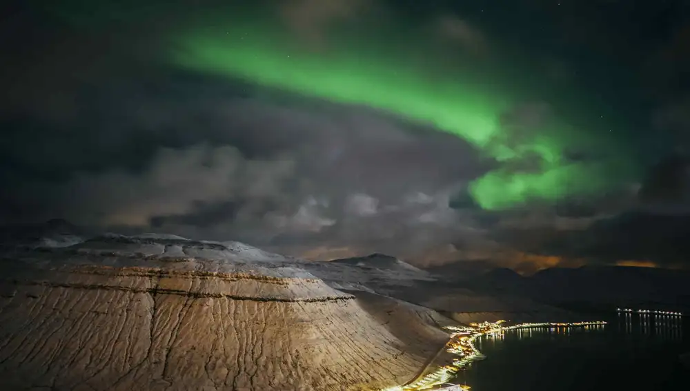 Aurora boreal en las Islas Feroe