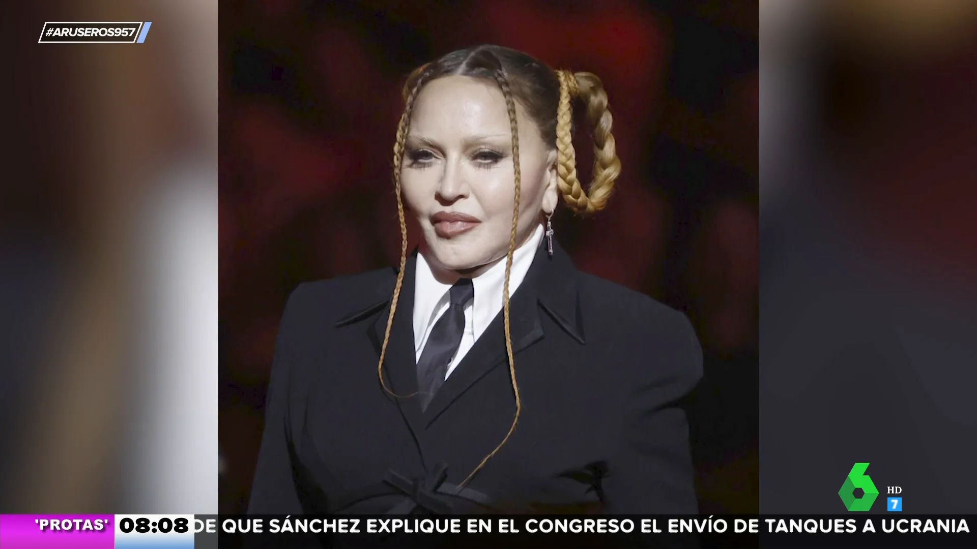 La irreconocible nueva cara de Madonna en los premios Grammy: "Se parece al malo de 'Saw'"