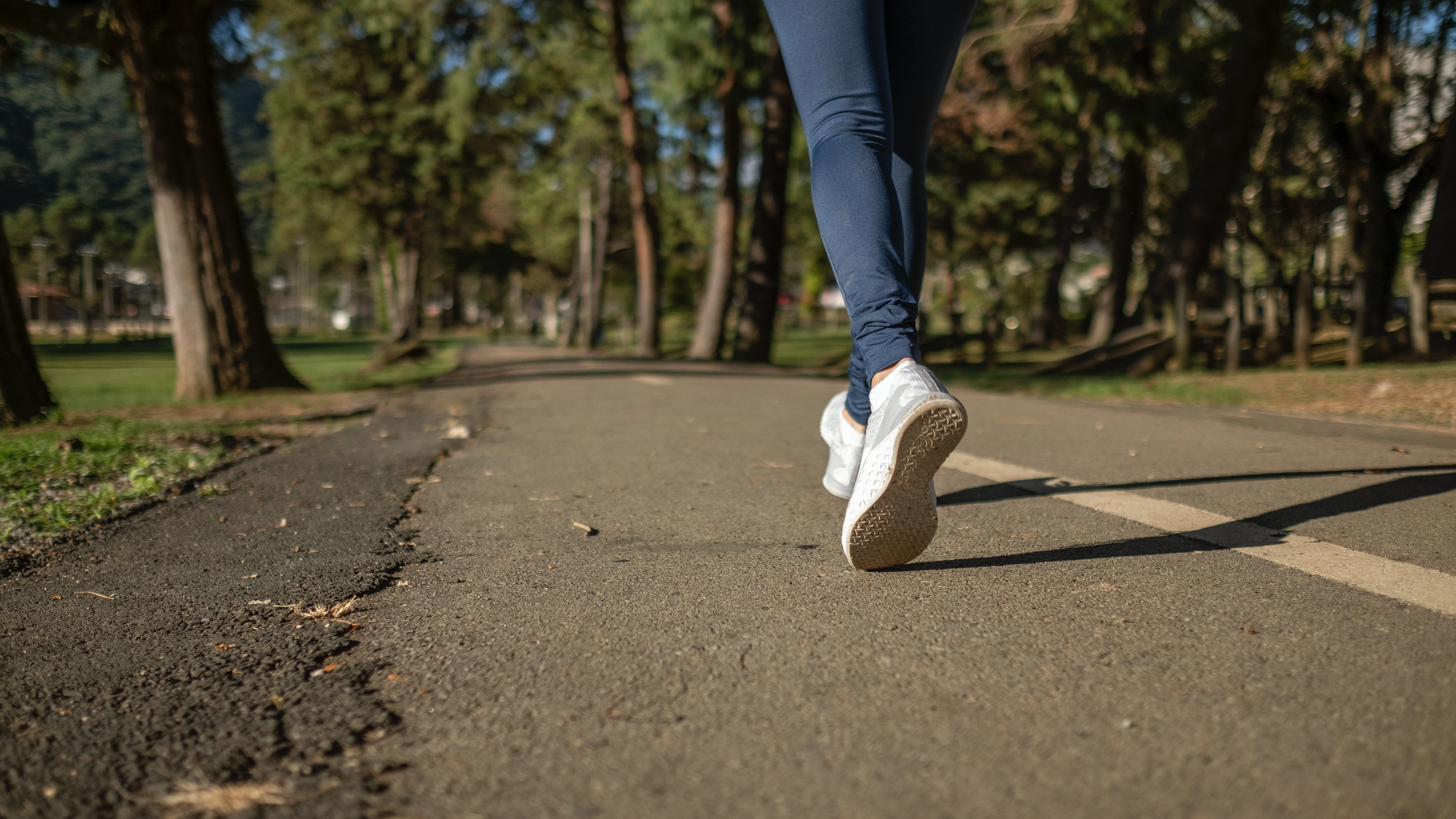 El 'secreto' para caminar y adelgazar (no, no solo es cuestión de pasos)