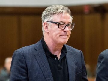 Alec Baldwin asks to reduce his possible prison sentence for a “basic legal error”