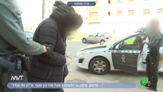 La vecina de Lardero que lanza excrementos amenaza a laSexta: "Te voy a asesinar, hija de p***" La vecina de Lardero que lanza excrementos amenaza a laSexta: "Te voy a asesinar, hija de p***"
