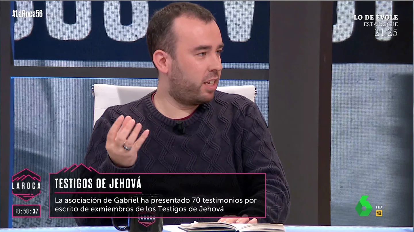 Gabriel Pedrero denuncia ser víctima de abusos de los Testigos de Jehová: "Van a ir a por mí" Gabriel Pedrero denuncia ser víctima de abusos de los Testigos de Jehová: "Van a ir a por mí"