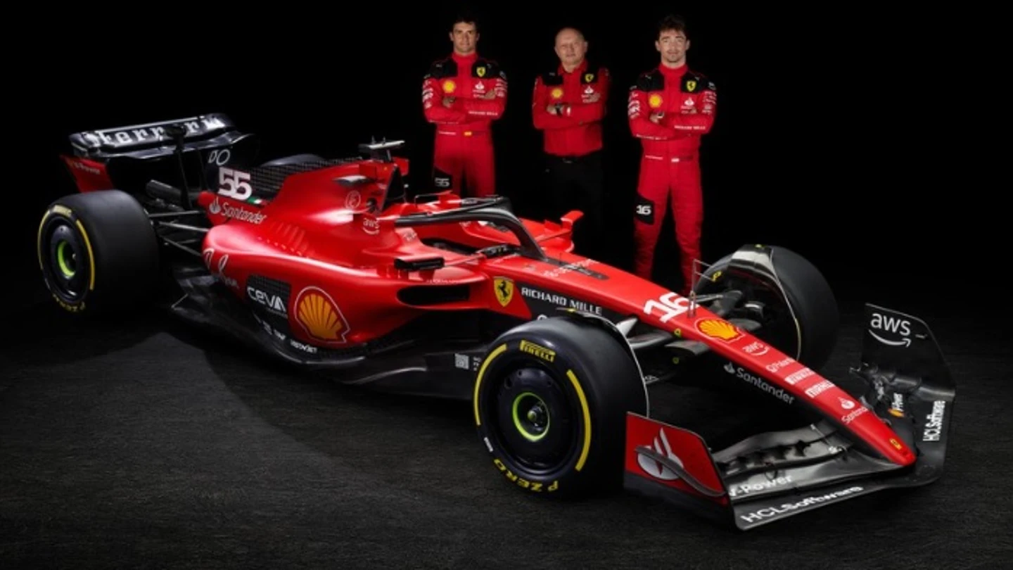 Presentación del Ferrari SF23 Presentación del Ferrari SF23