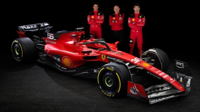 Presentación del Ferrari SF23