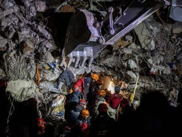 Life under the rubble: they manage to rescue four people in Turkey more than 180 hours after the earthquakes