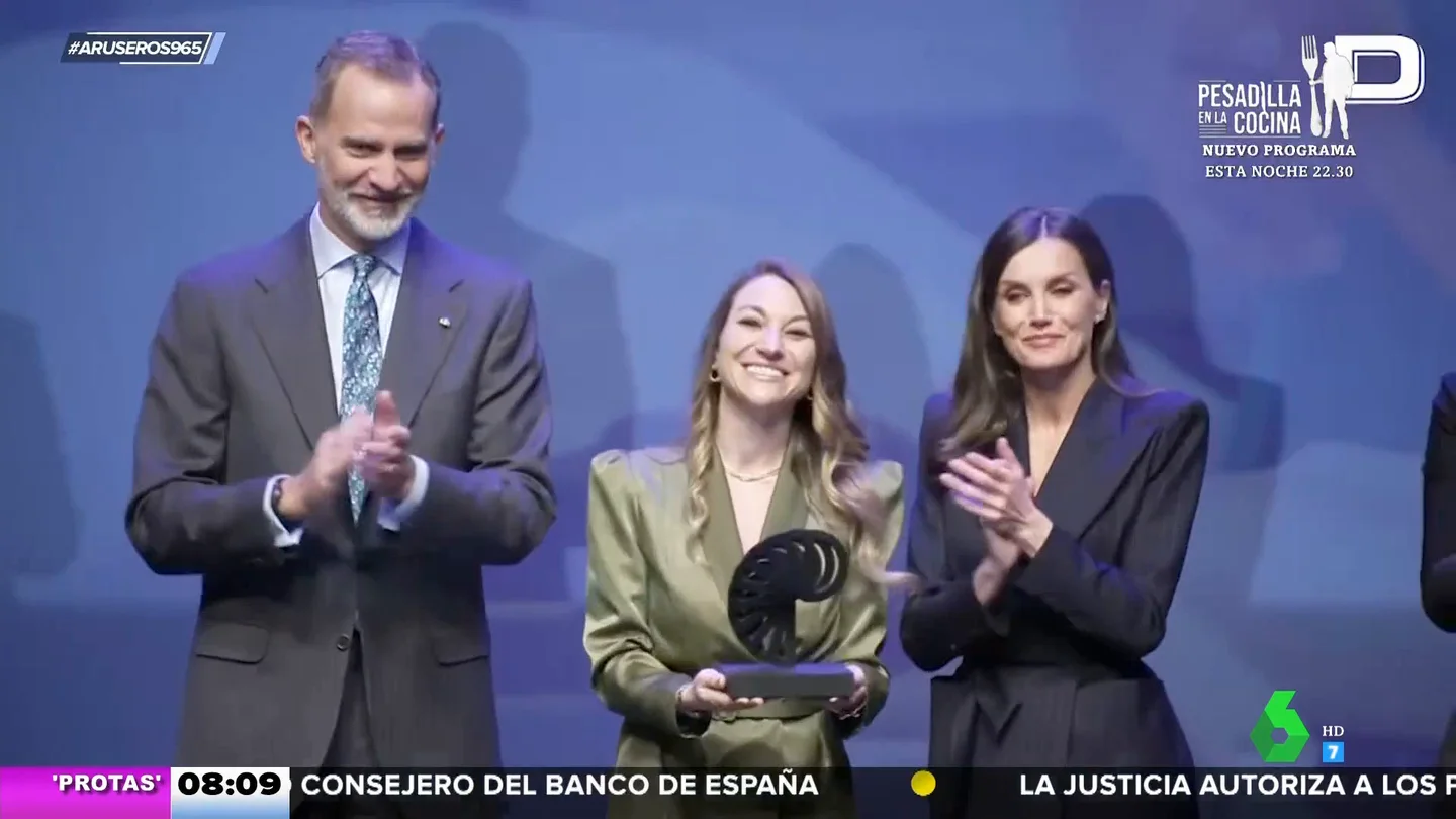La reacción de la reina Letizia ante el lapsus de un presentador: "Muy profesional" La reacción de la reina Letizia ante el lapsus de un presentador: "Muy profesional"