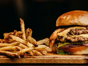 Imagen de archivo de una hamburguesa Imagen de archivo de una hamburguesa