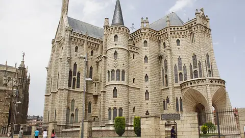 Palacio Episcopal de Astorga Palacio Episcopal de Astorga