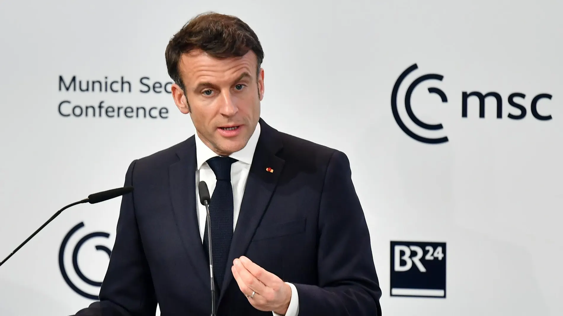 Macron llama a Europa a &quot;invertir masivamente&quot; en defensa