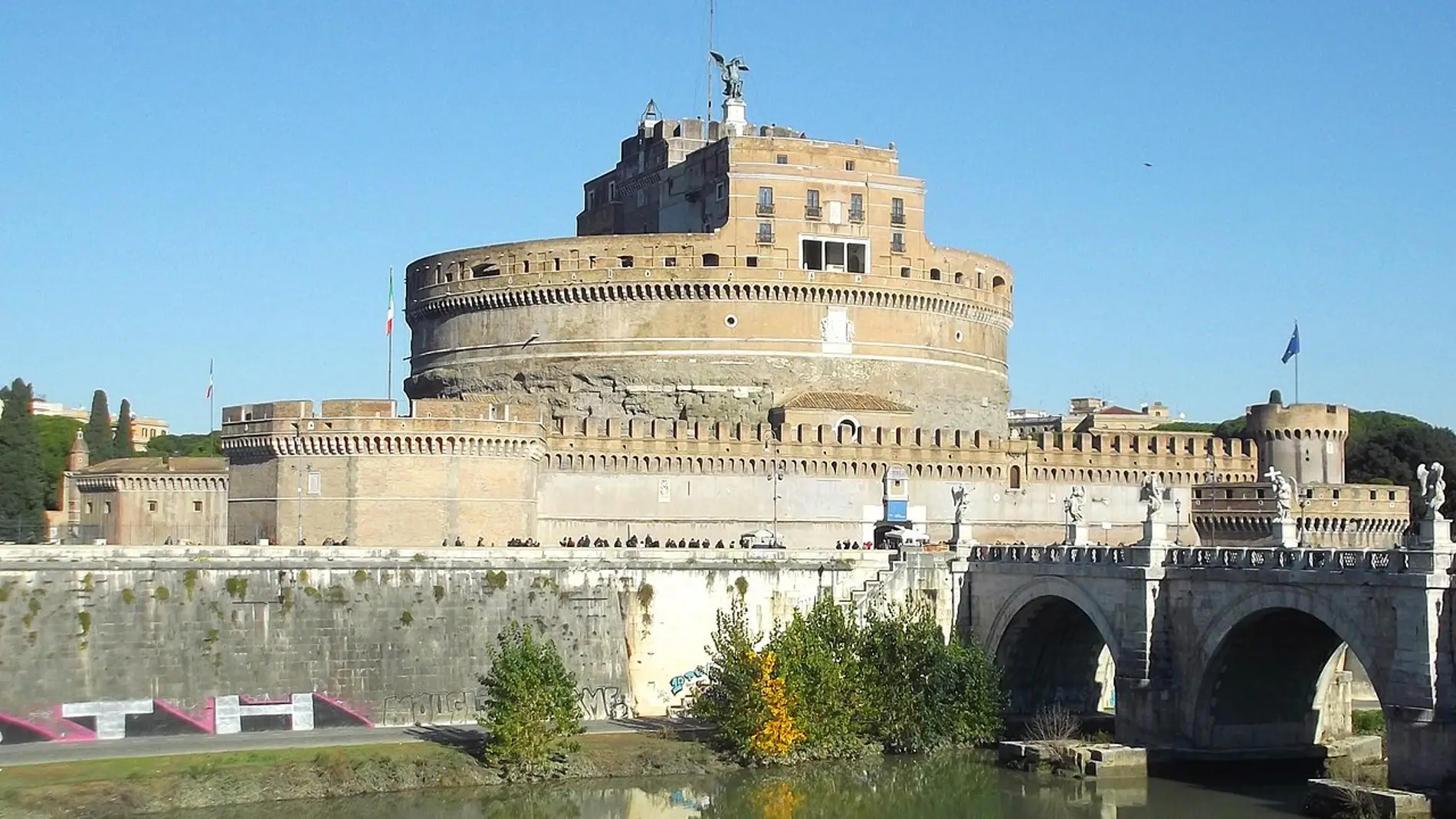 La curiosa leyenda que esconde el Ángel del Castillo Sant’Angelo de Roma