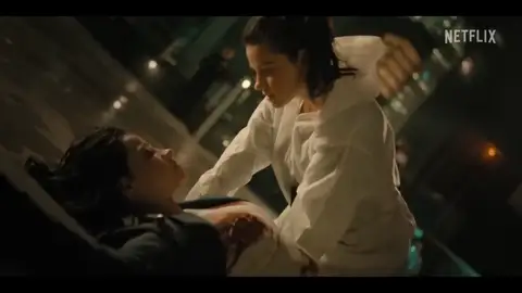 Tríada Tráiler Tríada Tráiler