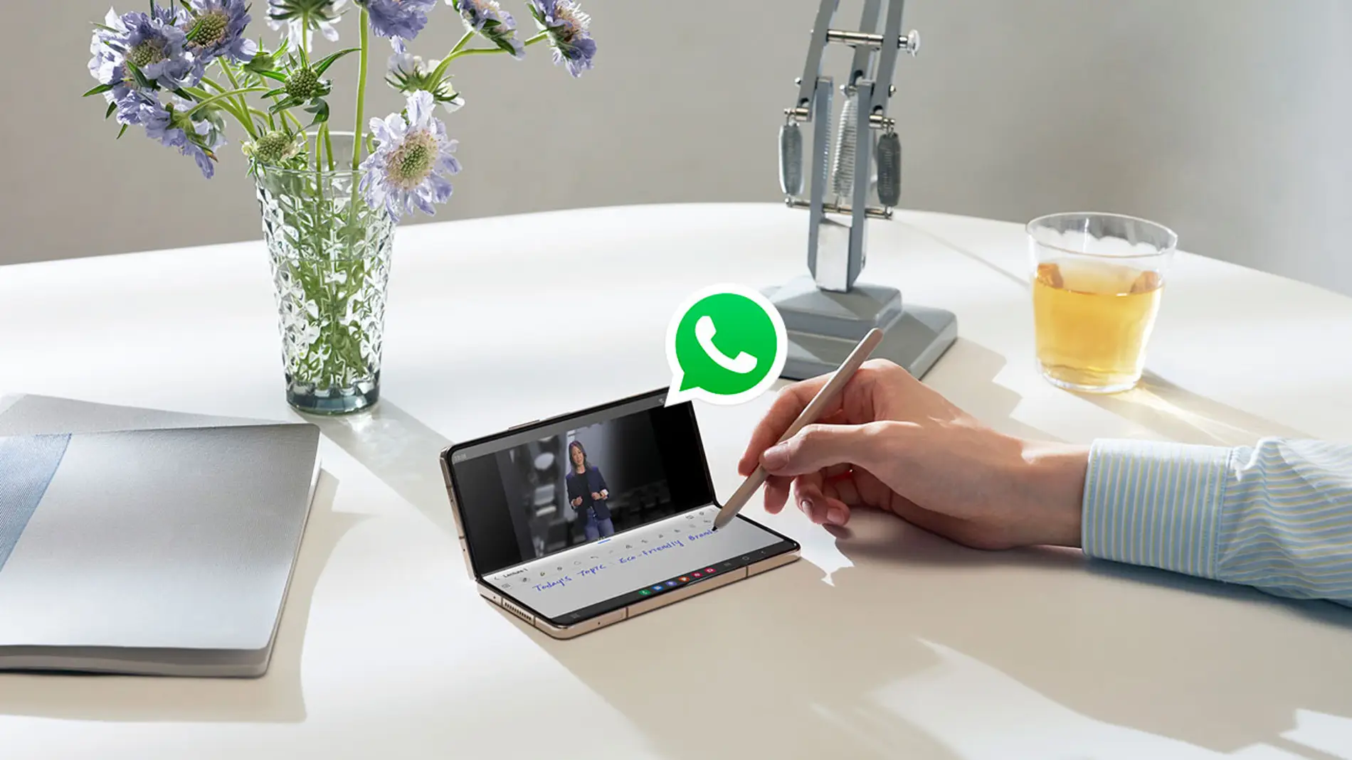 WhatsApp en un Galaxy Fold