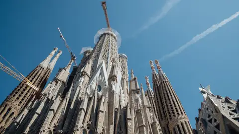 La Sagrada Familia de Barcelona La Sagrada Familia de Barcelona