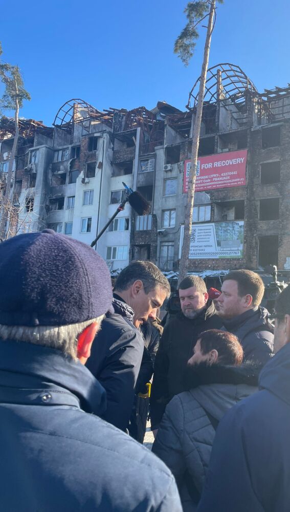 Pedro Sánchez visita Irpín