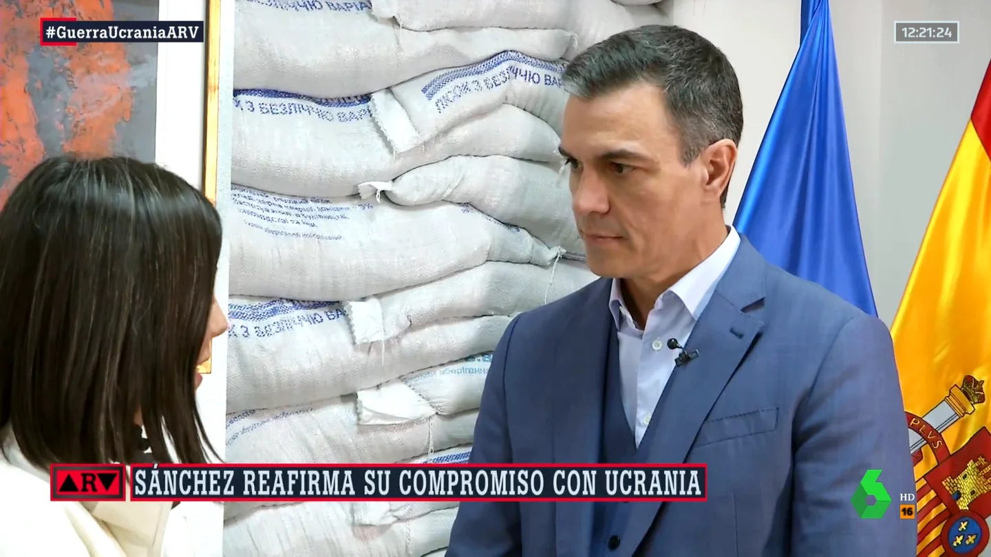 Vuelve a ver la entrevista completa de Ana Pastor al presidente Pedro Sánchez en Al Rojo Vivo desde Ucrania Vuelve a ver la entrevista completa de Ana Pastor al presidente Pedro Sánchez en Al Rojo Vivo desde Ucrania