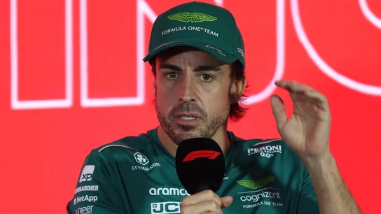 Fernando Alonso, ante los medios Fernando Alonso, ante los medios