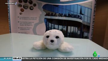 Una foca robot para tratar la depresión de pacientes con alzhéimer: un proyecto pionero liderado por España