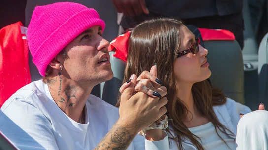 El cantante canadiense Justin Bieber y la modelo estadounidense Hailey Bieber El cantante canadiense Justin Bieber y la modelo estadounidense Hailey Bieber