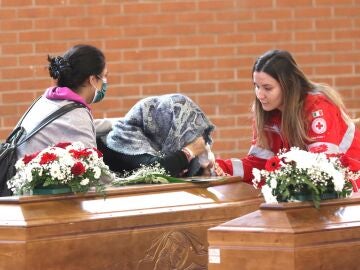 Italy identifies almost a week later 56 of the 68 fatalities from the Calabria shipwreck