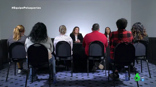 "Estoy arruinada, tengo el piso embargado": los franquiciados de Peluquerías Low Cost acusan a los dueños de engañarles "Estoy arruinada, tengo el piso embargado": los franquiciados de Peluquerías Low Cost acusan a los dueños de engañarles