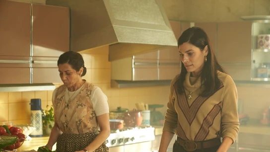 Alicia Borrachero y Valeria Solarino en 'Bosé' Alicia Borrachero y Valeria Solarino en 'Bosé'