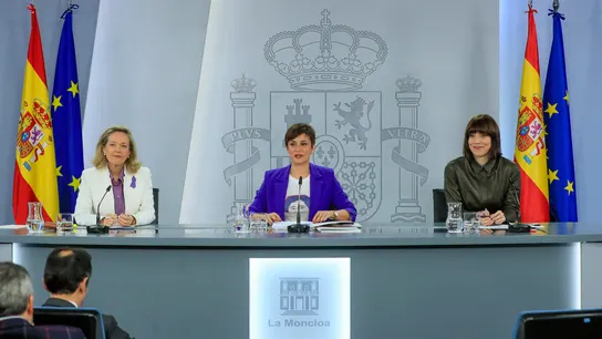 Luz verde a la ley de paridad: cuotas y claves de la nueva medida del Gobierno Luz verde a la ley de paridad: cuotas y claves de la nueva medida del Gobierno