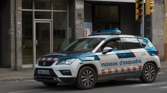 Foto de archivo de un coche de los Mossos d'esquadra Foto de archivo de un coche de los Mossos d'esquadra