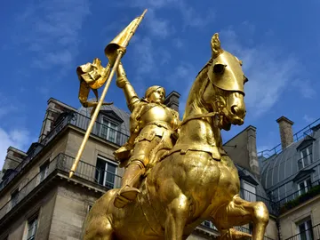 Estatua de Juana de Arco en París Estatua de Juana de Arco en París