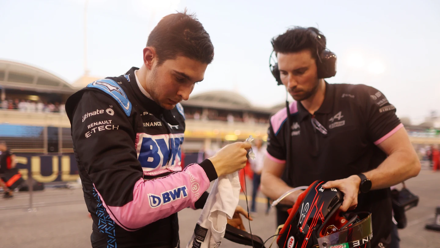 Esteban Ocon con el Alpine Esteban Ocon con el Alpine