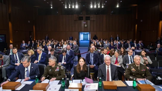 La comparecencia de los directores de los principales servicios de inteligencia estadounidenses en el Senado. La comparecencia de los directores de los principales servicios de inteligencia estadounidenses en el Senado.