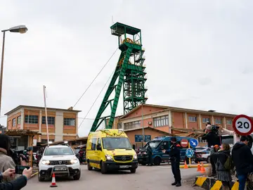 Dispositivo de emergencia activado tras el accidente en la mina de Súria, Barcelona