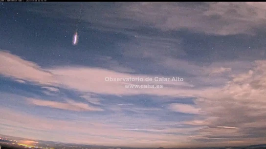 Una bola de fuego sobrevuela la provincia de Jaén a 80.000 km/h Una bola de fuego sobrevuela la provincia de Jaén a 80.000 km/h