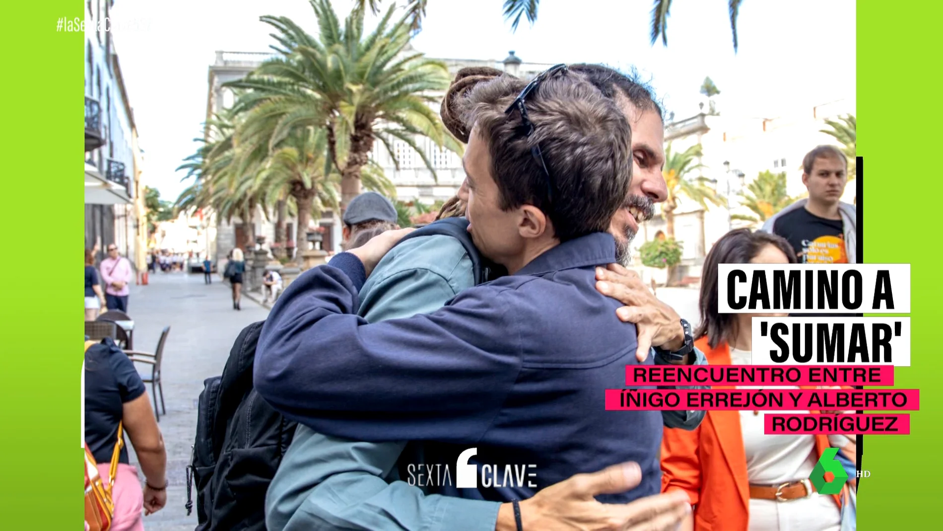 Errejón y Alberto Rodríguez escenifican en un abrazo su unión electoral contra Podemos