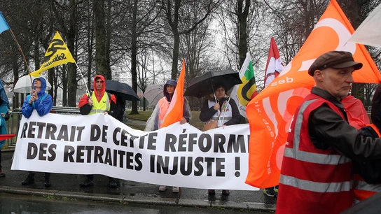 Protesta contra la reforma de las pensiones en Bayona, Francia Protesta contra la reforma de las pensiones en Bayona, Francia